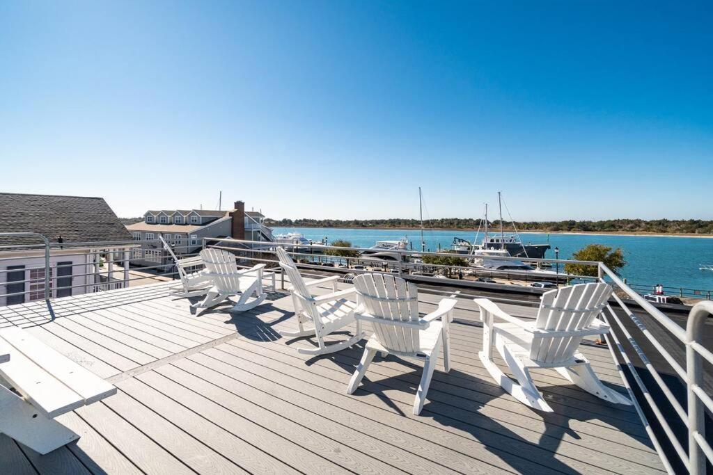 Why Knot Getaway...Rooftop With Waterview! Unit D Beaufort Eksteriør bilde